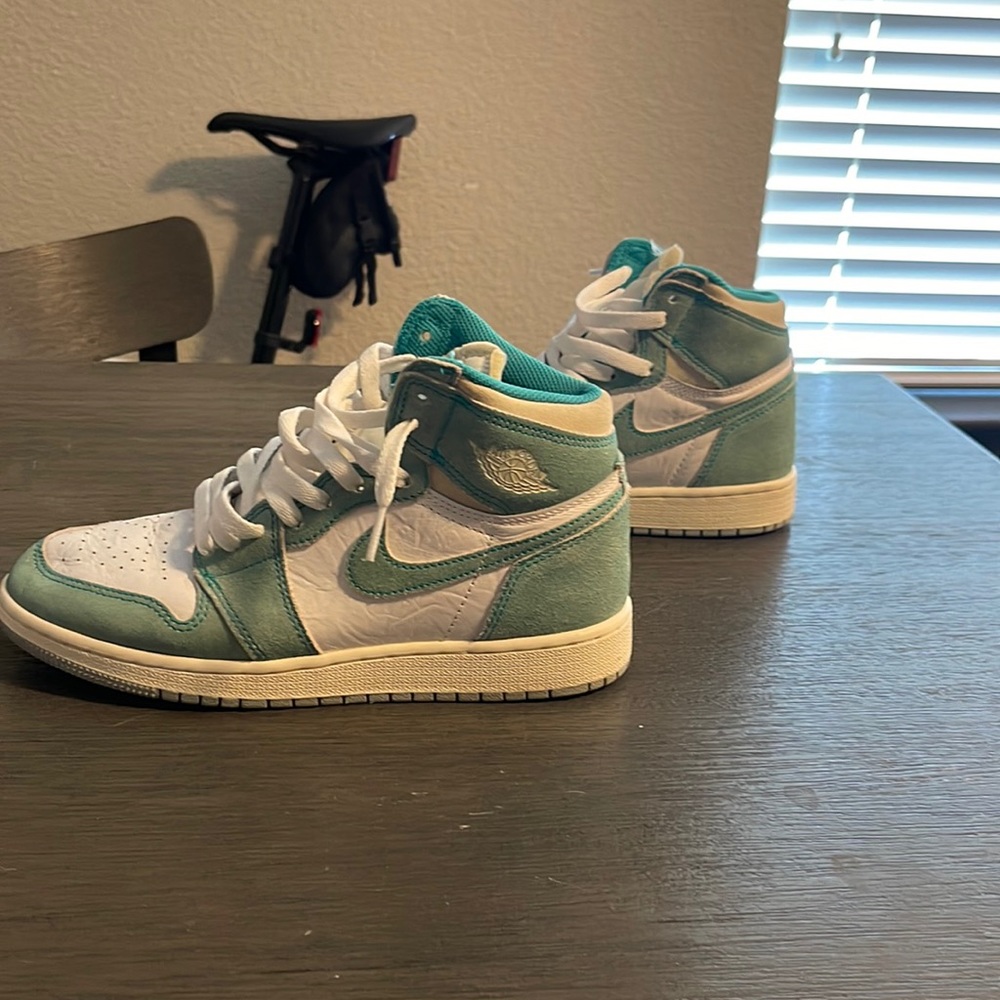 Turbo green jordan 1 highs